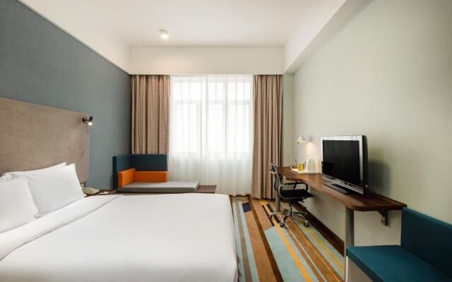 Holiday Inn Express Shenzhen Luohu