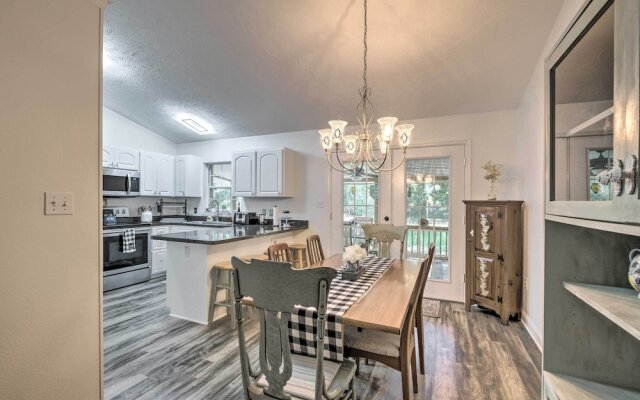 Serene Old Town Getaway Near Suwannee River!