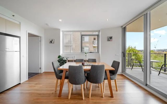 Stylish 1-bed Flat With Pool, BBQ & Sauna Access