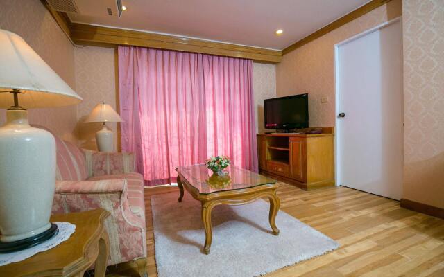 Le Paradis Bangkok Hotel & Residence