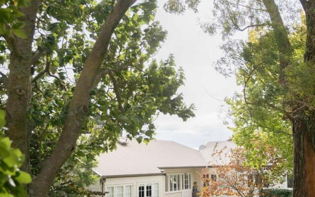 The Manse Luxury Lodge
