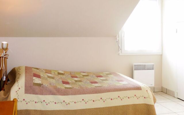 Les Petites Iles (PEI300)