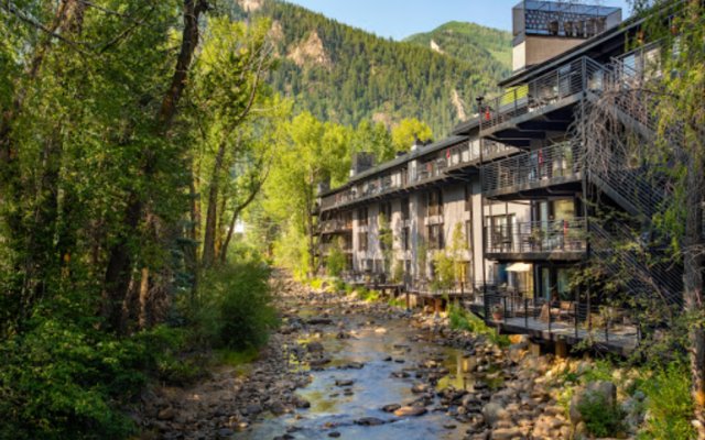 Chateau Roaring Fork by iTrip Aspen Snowmass