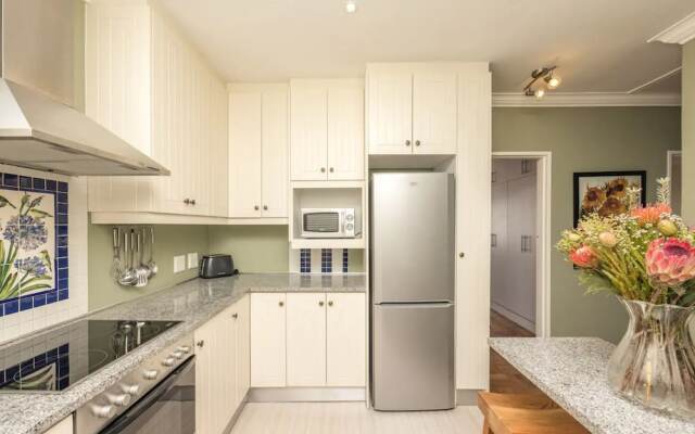 Vibrant and Safe 2 Bedroom Apartment