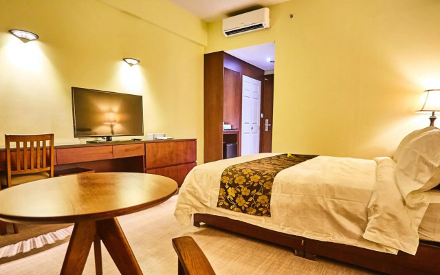 Serenti Hotel