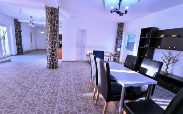 Brekner Private House