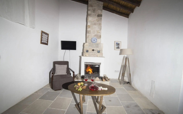 Meleni Cottage Houses