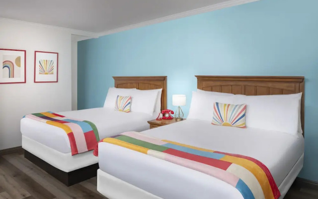 Star Hotel Inn & Suites