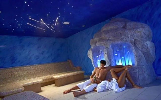 Act-Ion Hotel Neptun 4