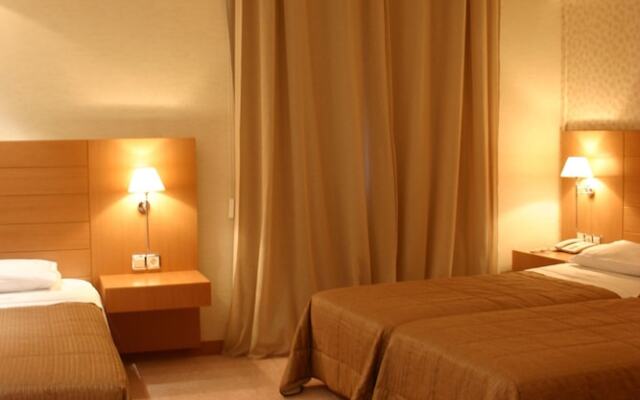 Deves Hotel