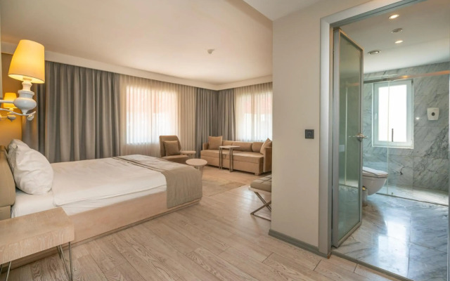 The Gate 30 Suites