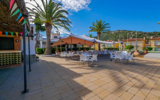 Rescator Resort 329 in Roses