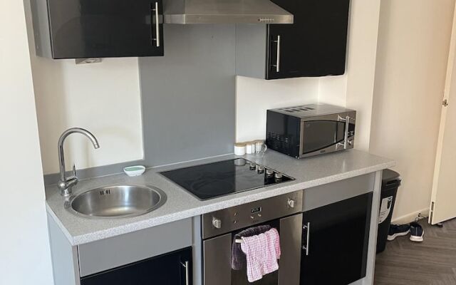 Modern Studio Apt in the Heart of Leeds Centre