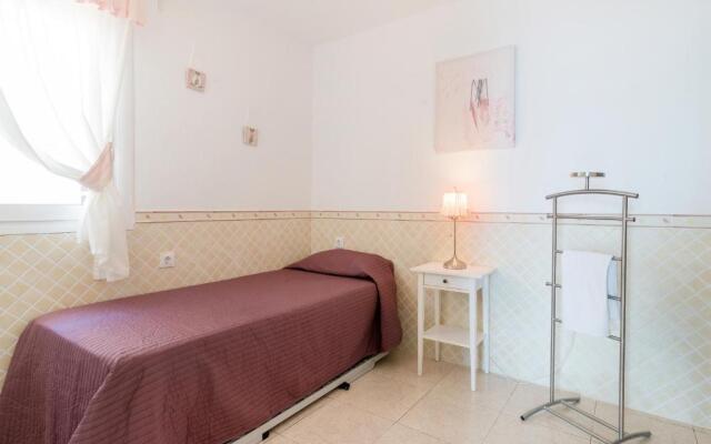 Roses House to the Sea Villa 18