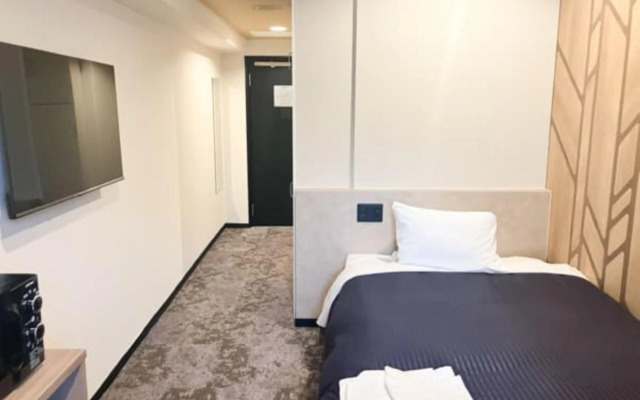 HOTEL LiVEMAX Yokohama Kannai