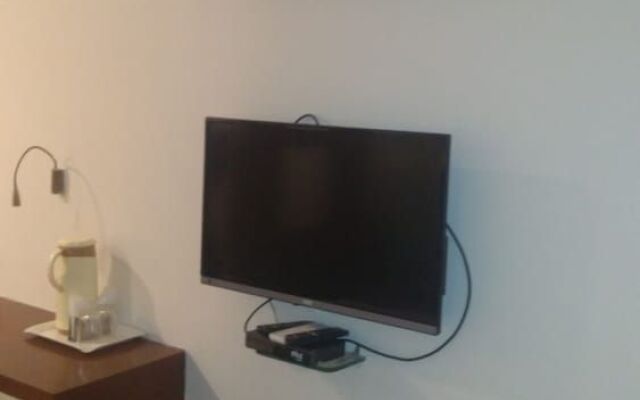 Iroomz Sasya Pride