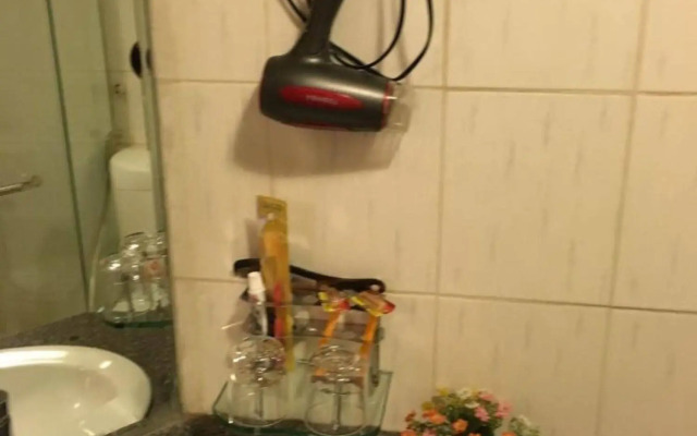 Tuan Viet Hotel