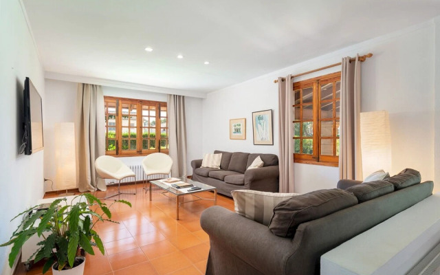 Villa Can Toni in Port de Pollen a