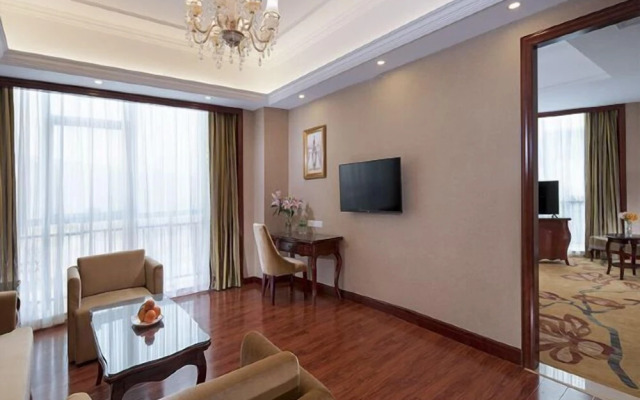 Vienna International Hotel (Shenzhen Cooperation Zone)