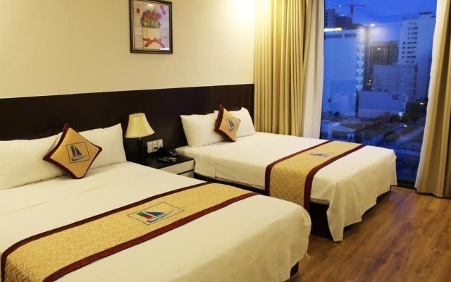 Apple Hotel