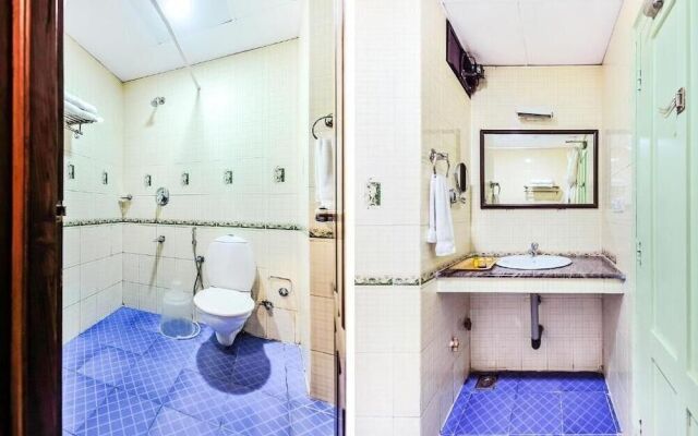 FabHotel Kangappadan Residency