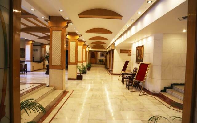 Hotel Kamal Palace