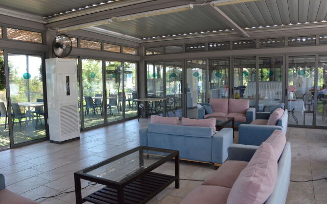 Latchi Escape Hotel and Suites