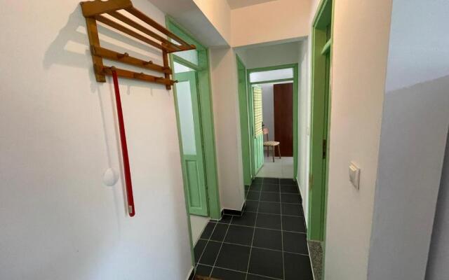 Lovely 2 bedroom house in the heart of the city