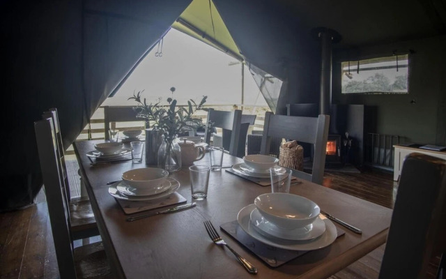 Worms Head - Safari Glamping Tent - Llangennith