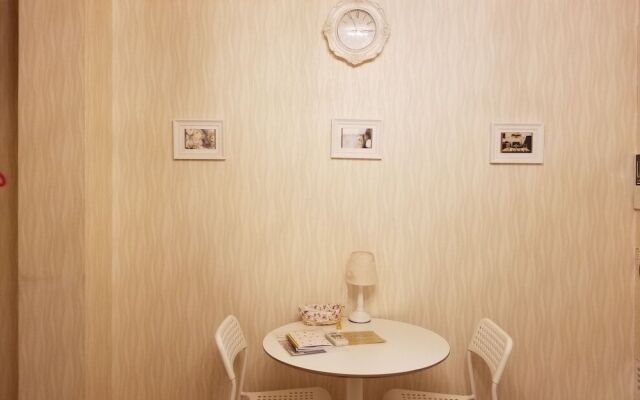 Hosei Apartment 101