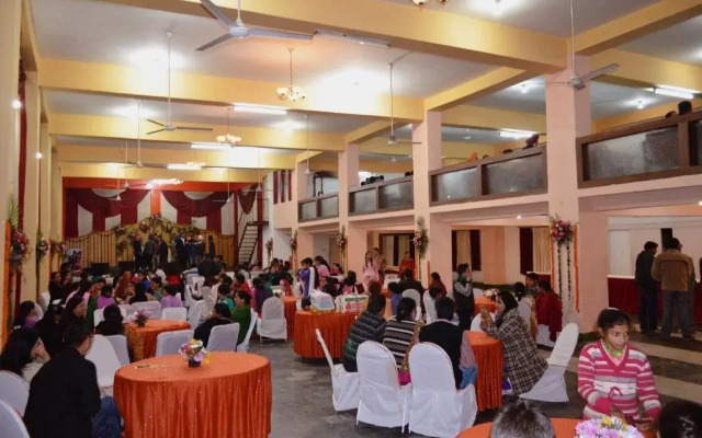 Hotel Sandhya Palace