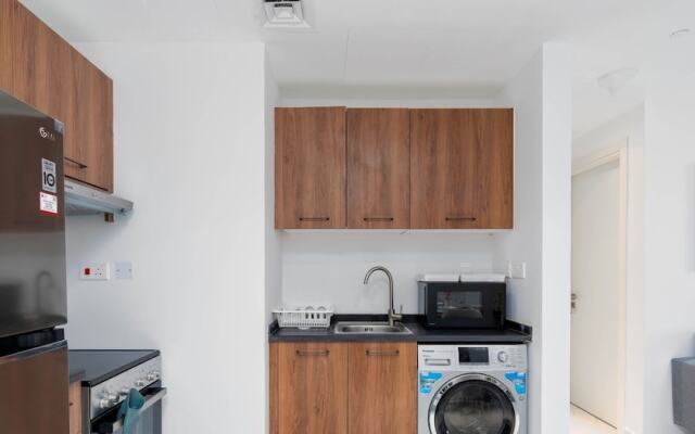 Modern Studio in Oasis -607