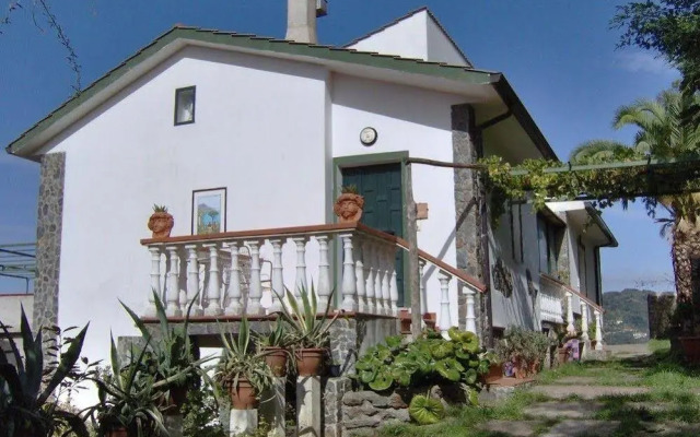 Tenuta Mauri - Agriturismo Vota