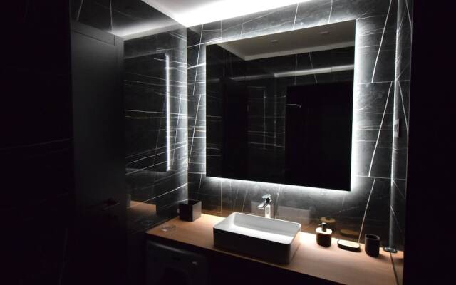 Jazine Lux Apartments