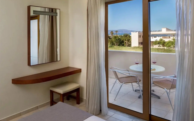 Oscar Suites & Village