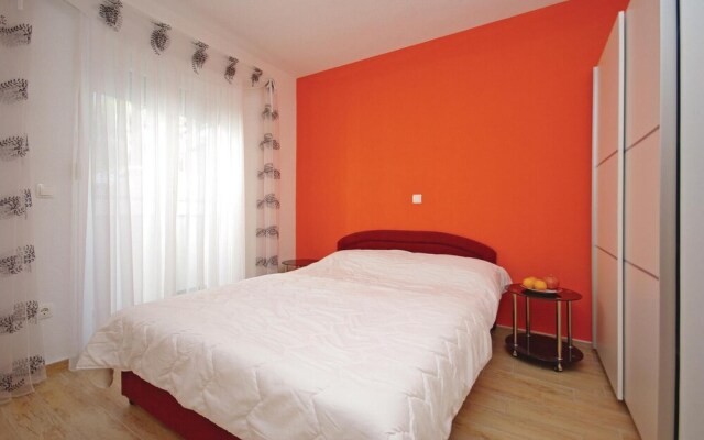 Beautiful Home in Makarska With Wifi and 1 Bedrooms