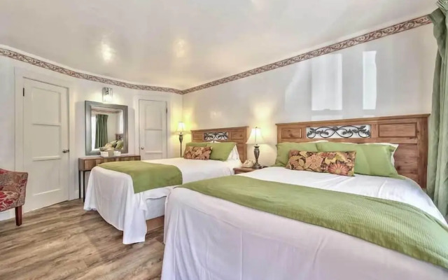 Silver Maple Inn
