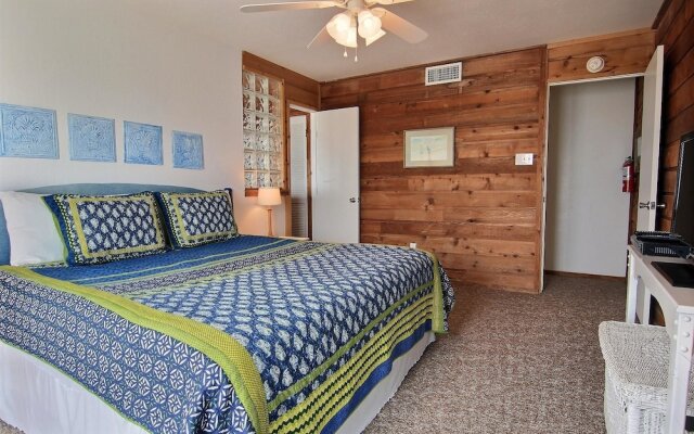 Tita s Sandcastle LC17