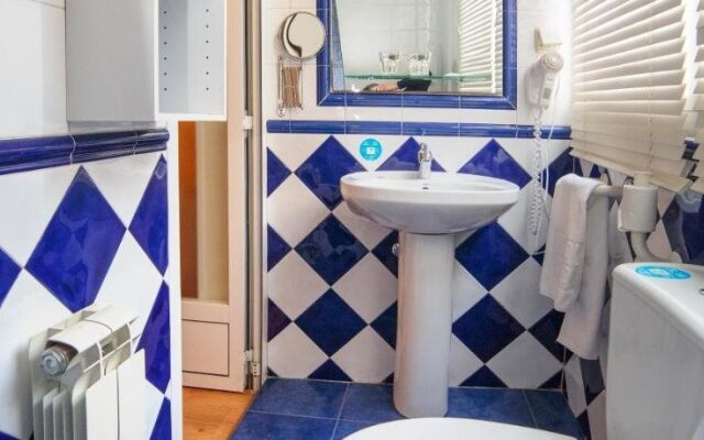 Hostal Adriano