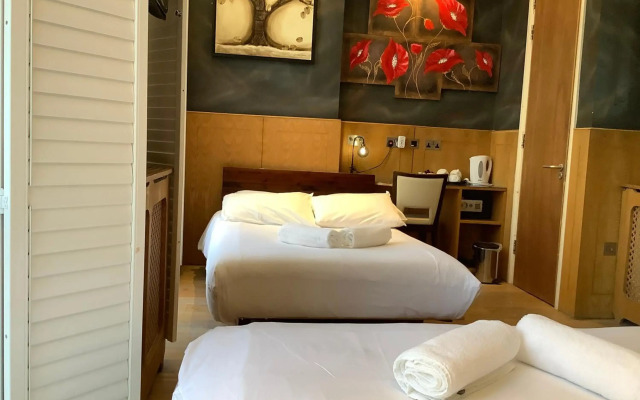 The Melville Hotel by Rokxy - Kings Cross
