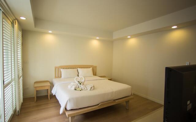 Baan Sea Talay Service Apartment