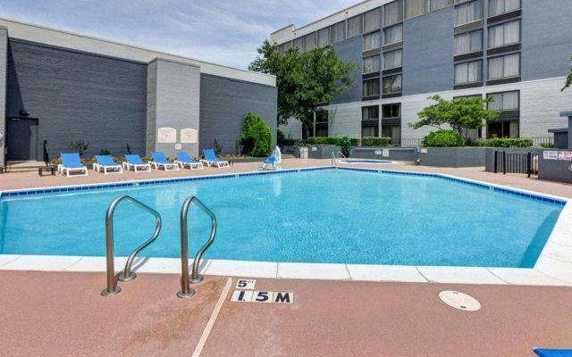 Comfort Inn and Suites Plano East