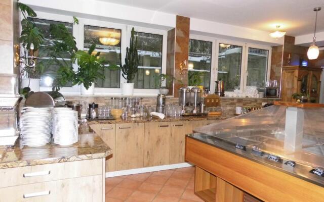 Hotel Aviv am Flughafen