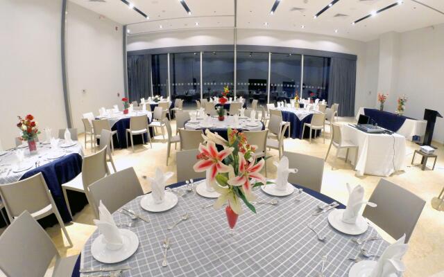 Holiday Inn Resort Mazatlan by IHG