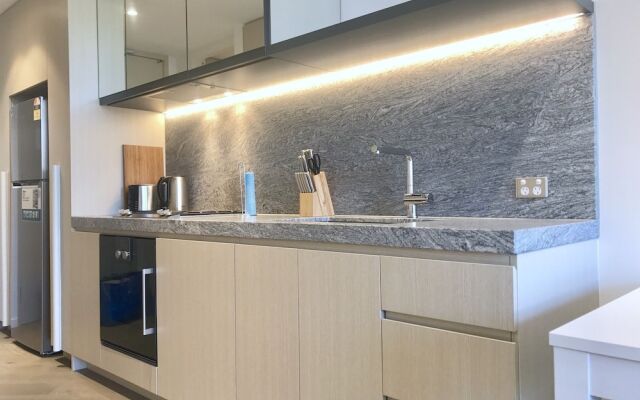 Fawkner Apartment 1B1B