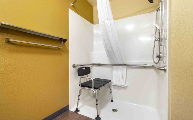 Extended Stay America Suites Seattle Everett North