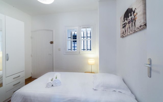 Charliz Apartment 2 - Near Palace of Festivals and Conferences