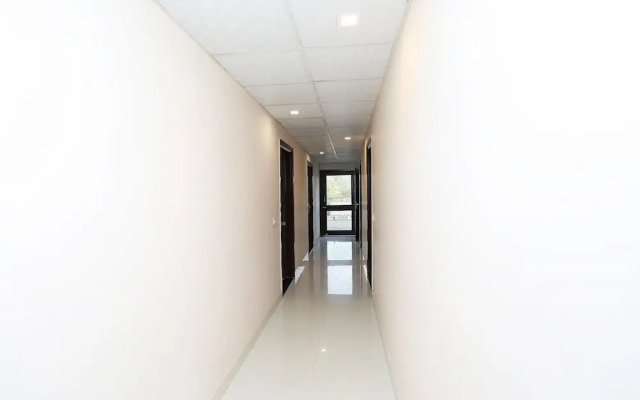 OYO 10249 Hotel Gurukripa