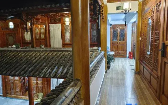 Shaxi Ancient Town Tianpan Homestay