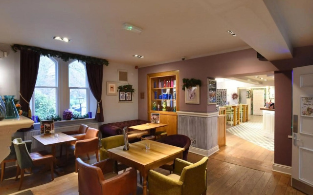 Holmfield Arms by Greene King Inns